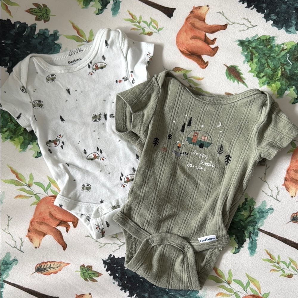 Gerber Baby Onesies Set - Green and White